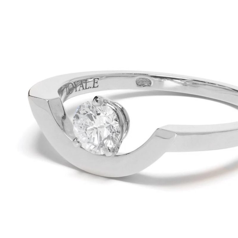 Bague_Intrepide_grand_arc_0.5ct_-_Or_blanc_18k_-_diamant_ethique_-_Loyale_Paris