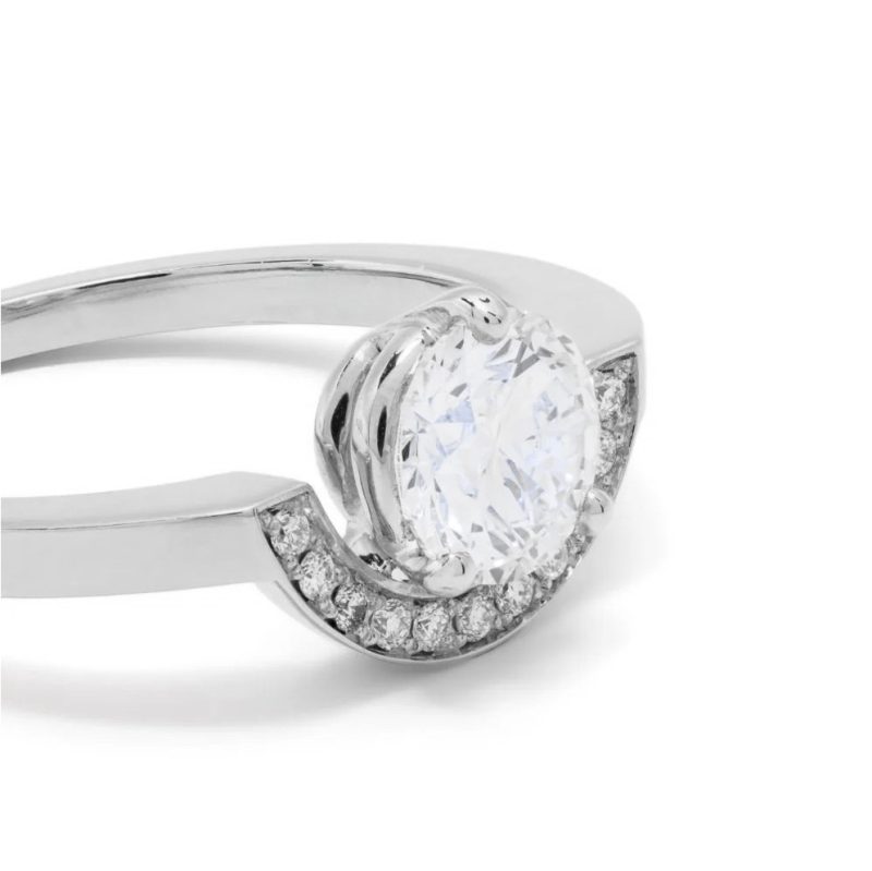 Bague_Intrepide_petit_arc_1ct_pavee_-_Or_blanc_18k_-_diamant_ethique_-_Loyale_Paris