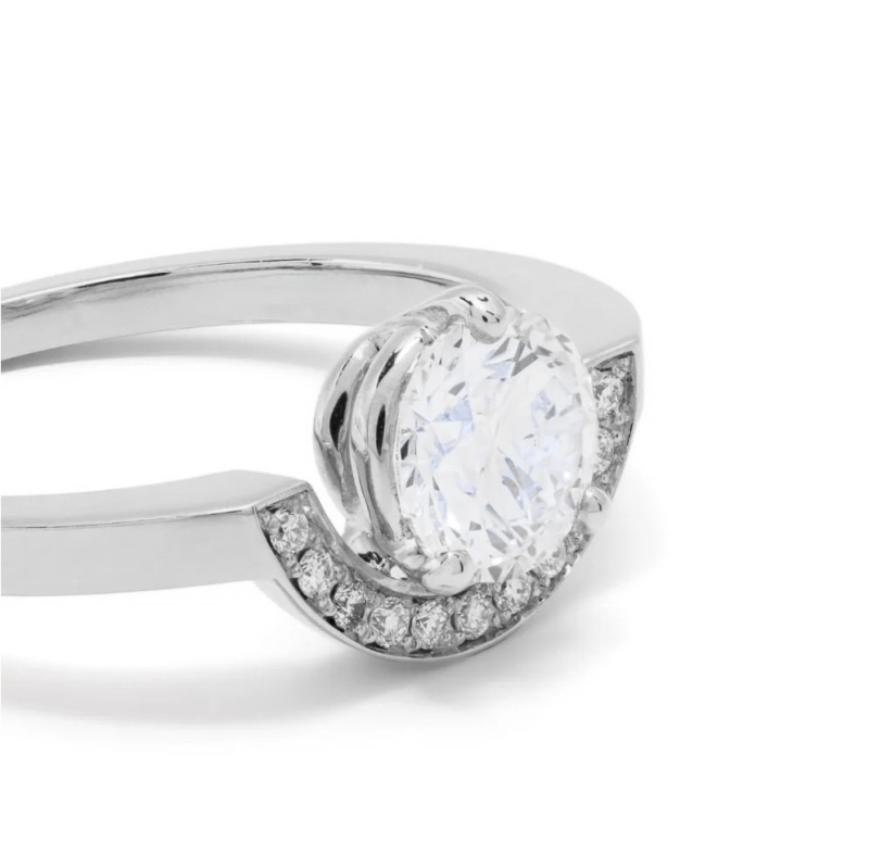 Ring Intrépide petit arc 1ct pavée - 18k white gold lab grown diamond Loyale Paris 4