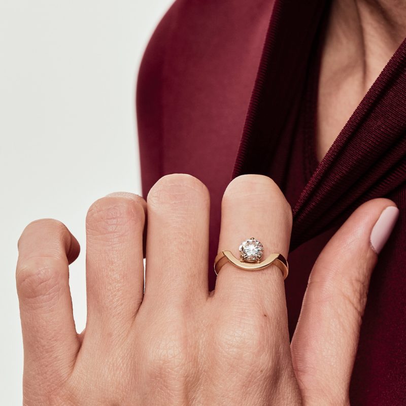 Bague_Intrepide_grand_arc_1-5ct_-_Or_jaune_18k_-_diamant_ethique_-_Loyale_Paris